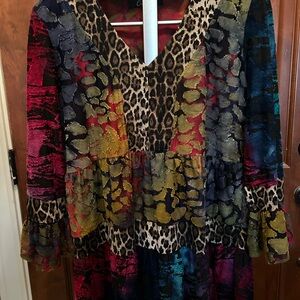 Calessa Vibrant Multicolor Top Size Large sku#92